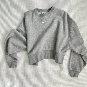 Nike Cropped Sweatshirt